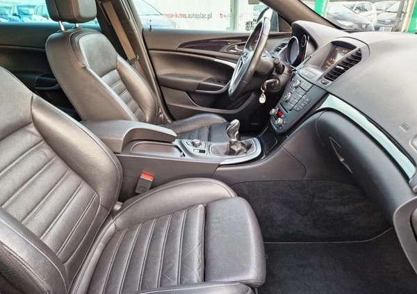 Opel Insignia cena 37990 przebieg: 226000, rok produkcji 2012 z Kazimierz Dolny małe 781